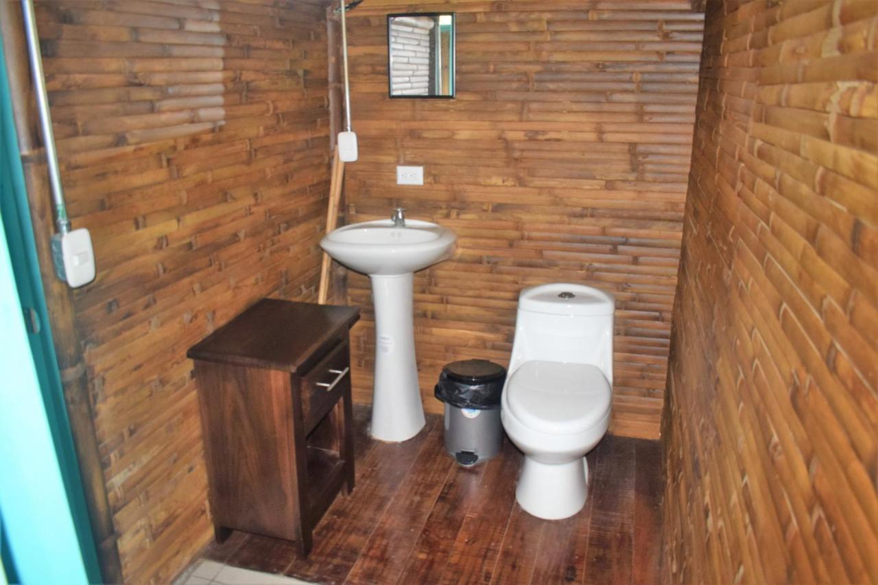 Villa Casa De Bambu Turrialba Esterno foto