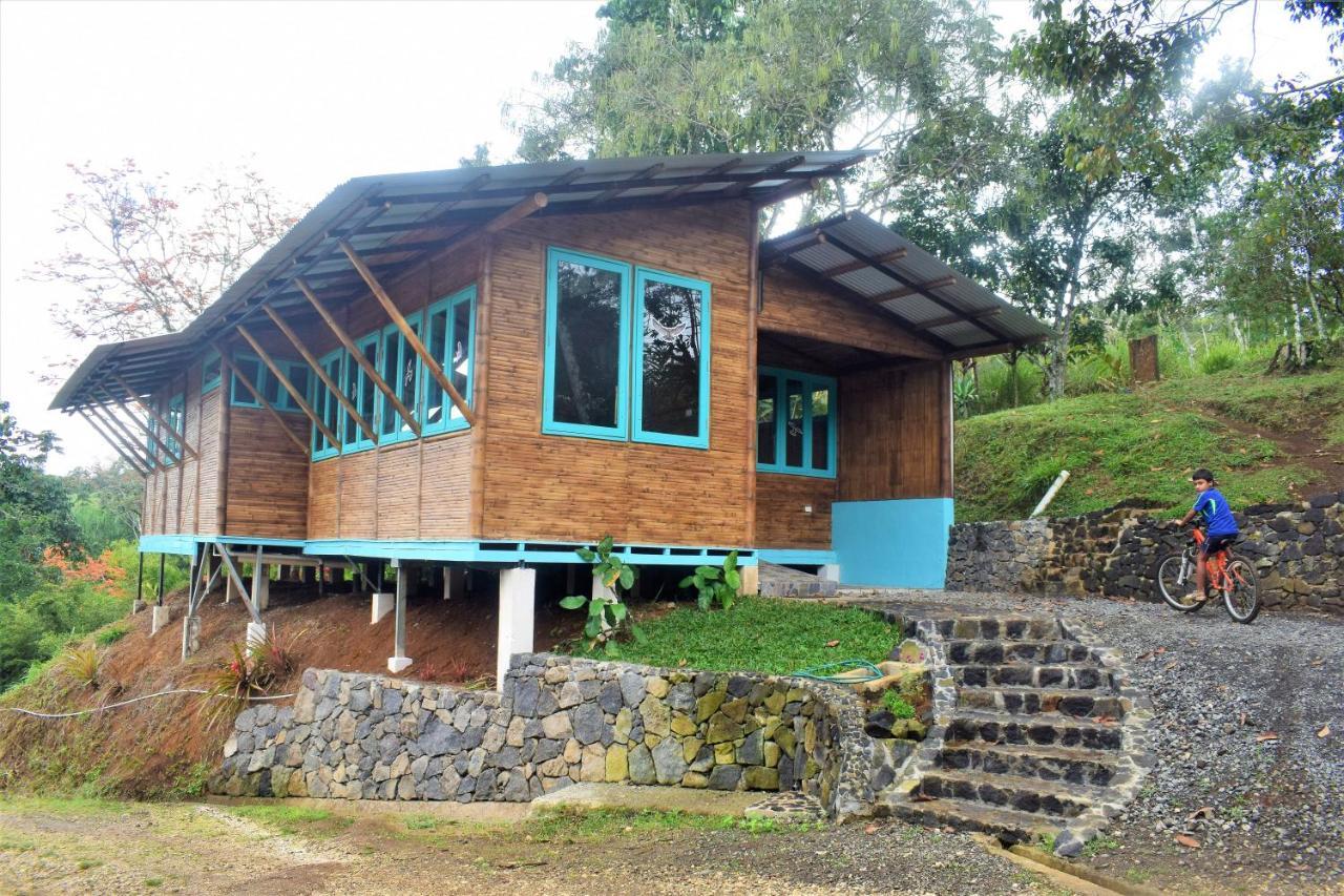 Villa Casa De Bambu Turrialba Esterno foto