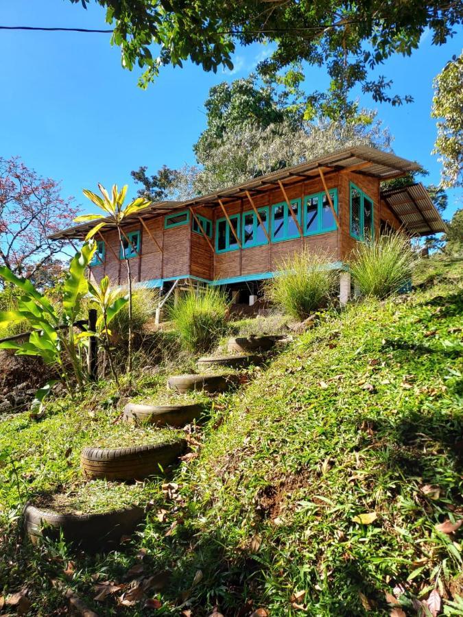Villa Casa De Bambu Turrialba Esterno foto